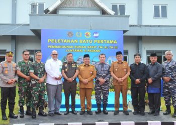 Letakkan Batu Pertama, Wako Hendri Septa Sambut Baik Pembangunan Rumah Sakit Lantamal II Padang