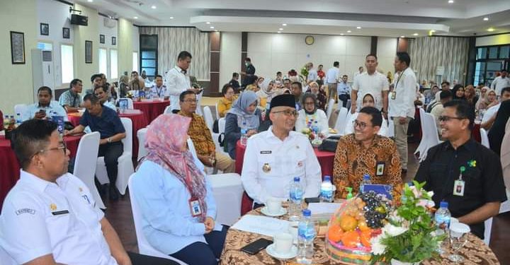 Sampaikan SPT Tahunan Secara Tepat Waktu, Wako Hendri Septa Jadi Tokoh Panutan Dalam Tax Gathering KPP Pratama Padang Dua