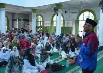 Hadiri Peringatan Isra Mi’raj Di Kuranji, Wako Hendri Septa Harapkan Dukungan Guru Wujudkan Generasi Muda Penghafal Quran