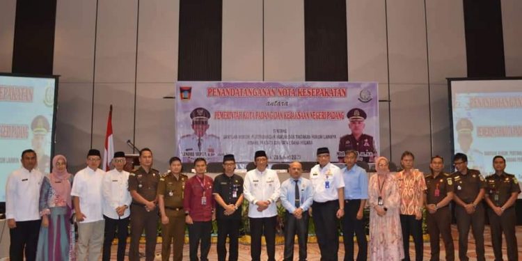 Pemko Padang Dan Kejari Jalin Nota Kesepakatan Tentang Bantuan, Pertimbangan Dan Tindakan Hukum