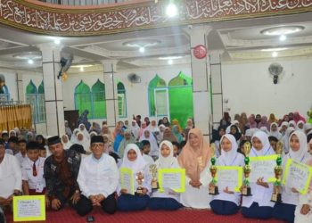 Wako Hendri Septa Tutup Pesantren Ramadan Di Masjid Istighfar Simpang Tigo Korong Gadang