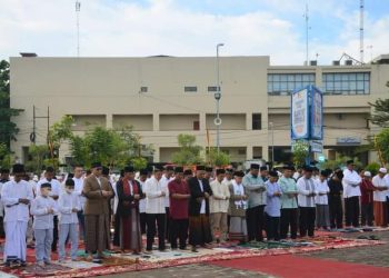 Pemko Padang Gelar Salat Idul Fitri 1444 H, Wako Hendri Septa: Semoga Seluruh Amalan Kita Di Bulan Ramadan Diterima Oleh Allah SWT!