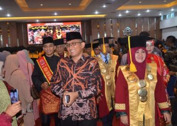Wali Kota Hendri Septa Sampaikan Orasi Ilmiah Pada Wisuda UIN IB Ke-89
