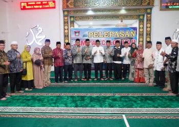 Lepas 388 Orang Calon Jamaah Haji, Wako Hendri Septa Titip Doa Untuk Kota Padang