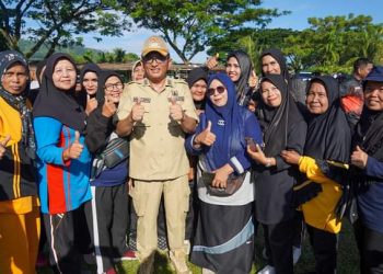 Padang Bergoro Berlangsung Meriah, Wako Hendri Septa; Mari Kita Jadikan Padang Bersih Dan Nyaman