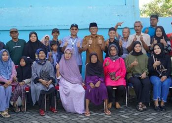 Serahkan Hewan Kurban Kepada Masjid Dan Mushalla, Wako Hendri Septa Apresiasi Semangat Berkurban Perumda AM